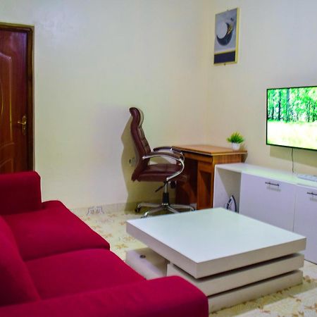 Linet'S Apartment Nyeri Exterior photo
